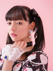 画像1: 【期間限定30%off】big heart bijou earring&pierce（ビッグハートビジューイヤリング＆ピアス） (1)